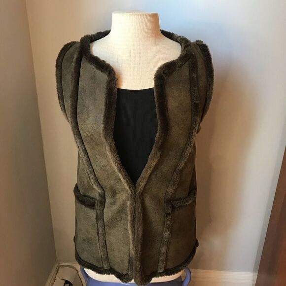 XXI Faux Fur Vest, S/P, Khaki - Picture 1 of 8